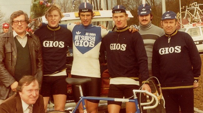 Men Bruch in 1980 (on the right of the picture)