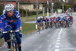 Attaques d�s le premier tour