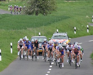The chasing group