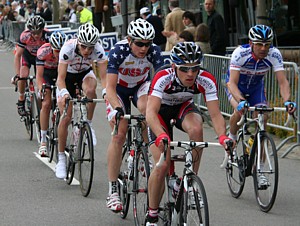 7 hommes sortis du peloton