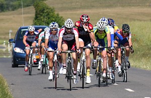 Leading group of 10 riders