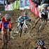 Van der Poel ist etwas zur�ck gefallen, kann aber sp�ter wieder zur Spitze aufschliessen